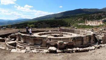 В Турецкой провинции Бурдур найден 2000-летний фонтан