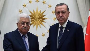 В Турцию с визитом прибыл президент Палестины