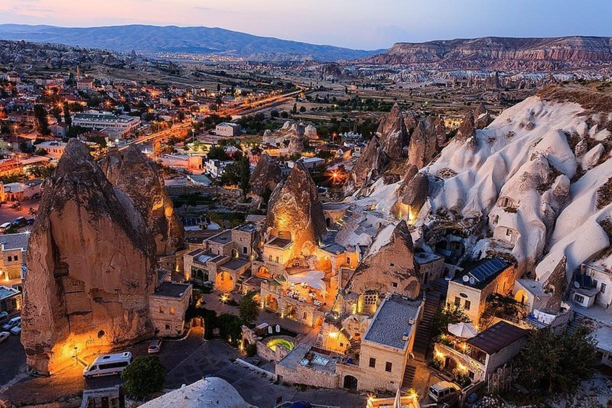 Ургюп и Мустафапаша в Каппадокии стали местом съемок таких сериалов, как «Aşk ve Mavi» и культового «Asmalı Konak».