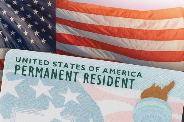 Green Card: кто может подать в 2025 году, сколько стоит и зачем это знать инвестору в Турции