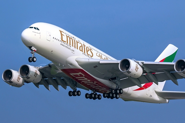Emirates дарит бесплатный вход в аквапарк Aquaventure в Дубае