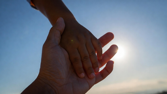 В Турции 100 младенцев переданы во временные приёмные семьи