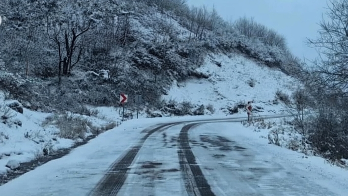 В Алании закрыты дороги к горным плато до 1 марта