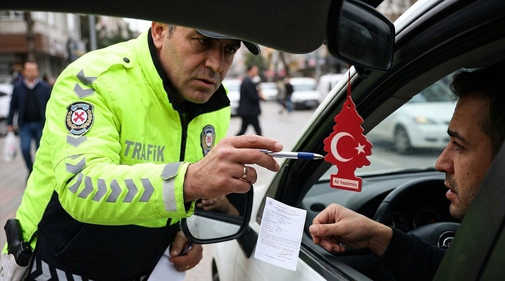 Можно ли вешать освежитель в авто в 2026 году