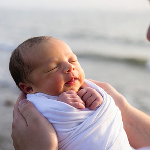 Сколько детей родилось в Турции в 2025 году и популярные имена