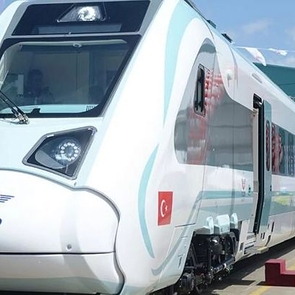 Местный высокоскоростной поезд Турции выйдет на рельсы в пятницу