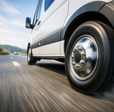 Полиция проверяет не только права: новые штрафы для коммерческих авто в 2026 году