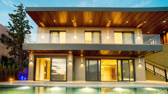 Вилла 5+1 с видом на море в Бодрум