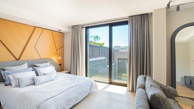 Вилла 7+3 с видом на море в Бодрум