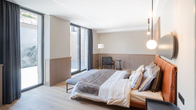 Вилла 7+3 с видом на море в Бодрум