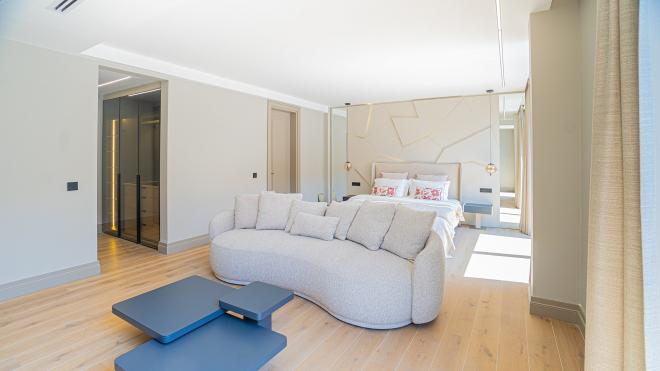 Вилла 7+3 с видом на море в Бодрум