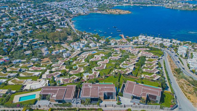 Вилла 7+3 с видом на море в Бодрум