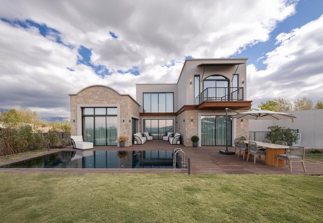 Вилла 4+1 с видом на море в Бодрум