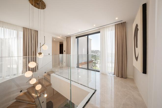 Вилла 4+1 с видом на море в Бодрум