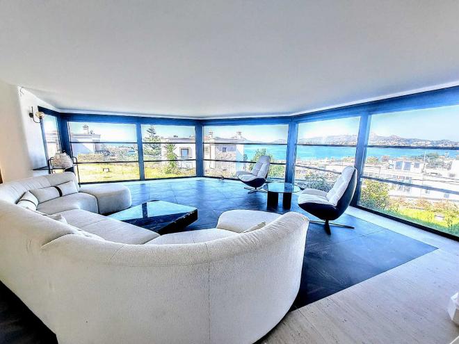 Вилла 4+1 с видом на море в Бодрум