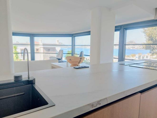 Вилла 4+1 с видом на море в Бодрум