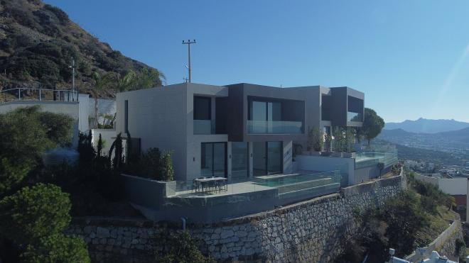 Вилла 4+1 с видом на море в Бодрум