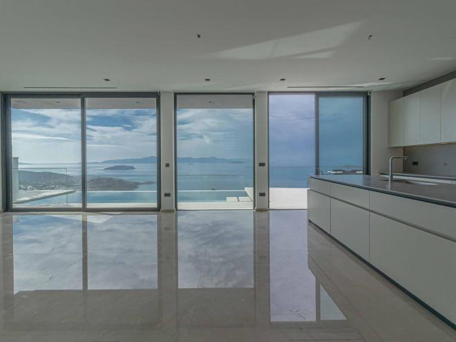 Вилла 4+1 с видом на море в Бодрум