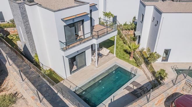 Вилла 4+1 с видом на море в Бодрум