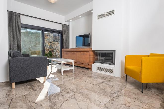 Вилла 4+1 с видом на море в Бодрум