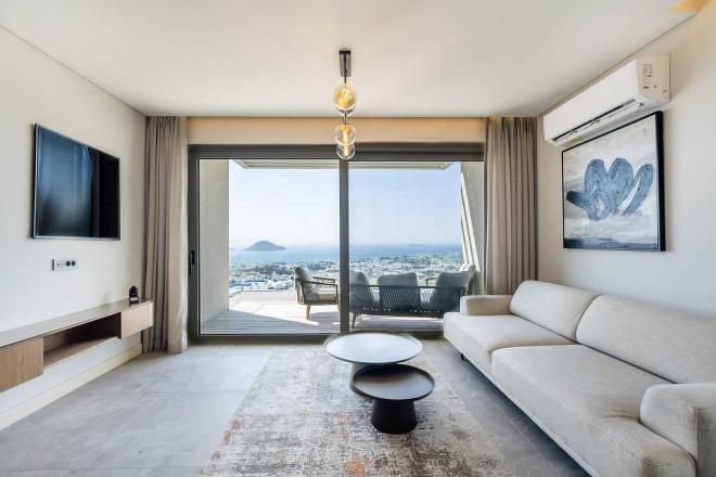 Квартира 2+1 с видом на море в Бодрум