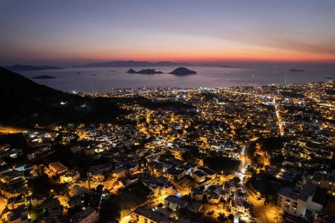 Квартира 2+1 с видом на море в Бодрум