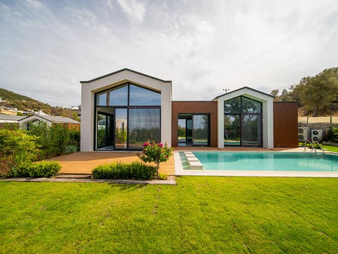 Вилла 6+1 с видом на море в Бодрум