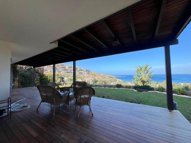 Вилла 4+1 с видом на море в Бодрум