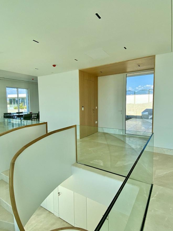 Вилла 7+1 с видом на море в Бодрум