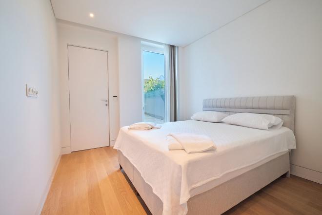 Вилла 7+1 с видом на море в Бодрум