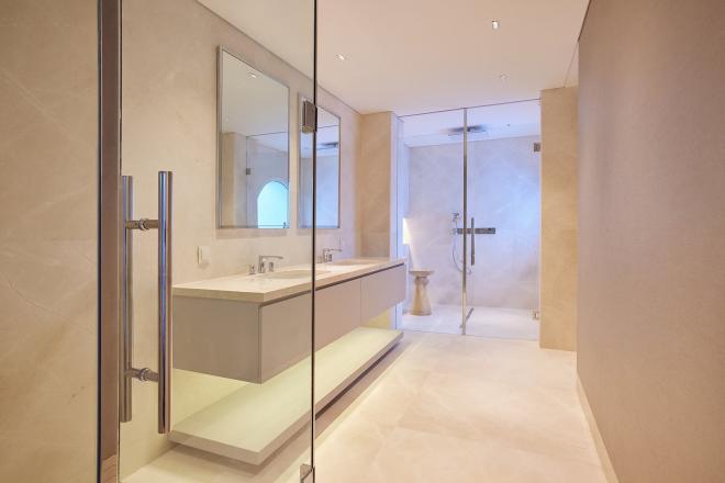 Вилла 7+1 с видом на море в Бодрум