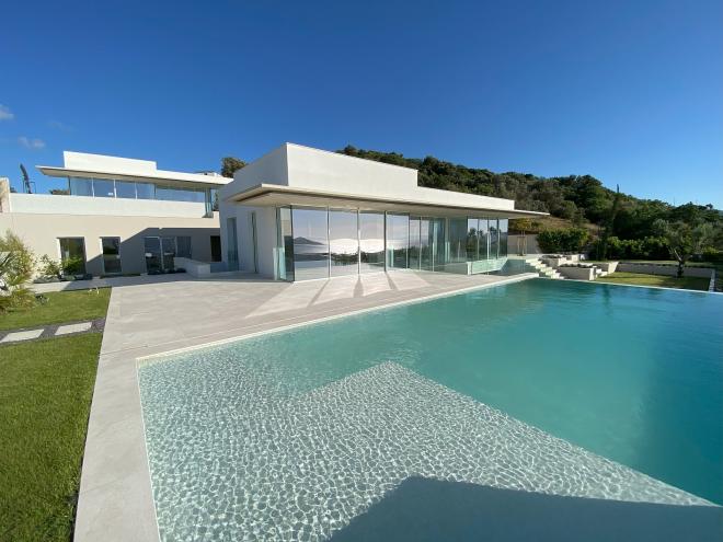 Вилла 7+1 с видом на море в Бодрум