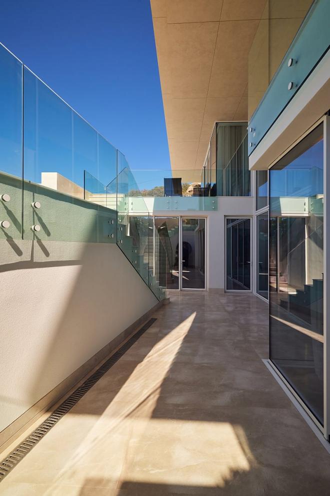 Вилла 7+1 с видом на море в Бодрум