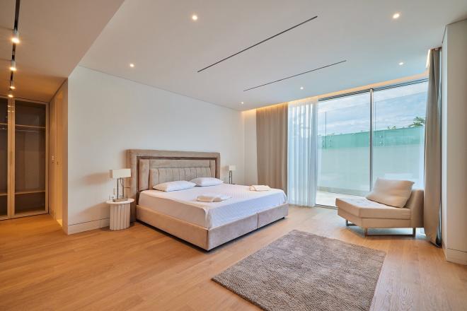 Вилла 7+1 с видом на море в Бодрум