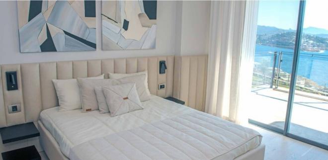 Квартира 4+1 с видом на море в Бодрум