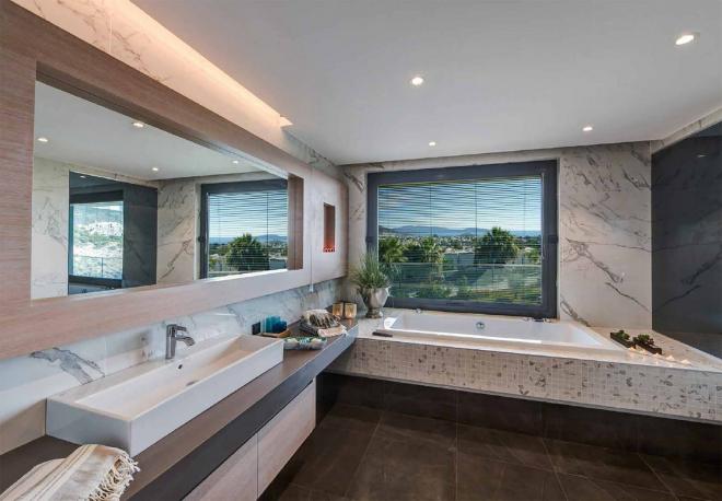 Вилла 5+1 с видом на море в Бодрум