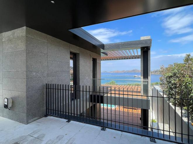 Вилла 4+1 с видом на море в Бодрум