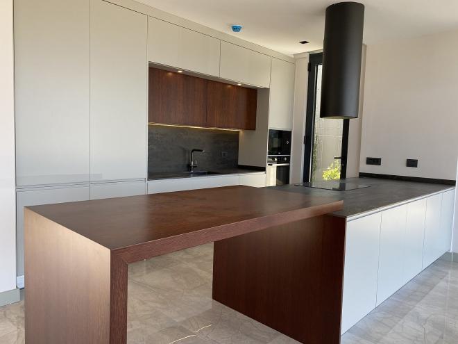 Вилла 5+1 с видом на море в Бодрум