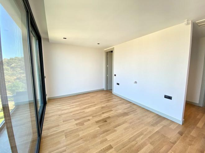 Вилла 5+1 с видом на море в Бодрум