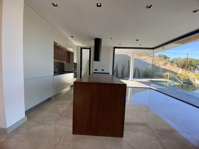 Вилла 5+1 с видом на море в Бодрум