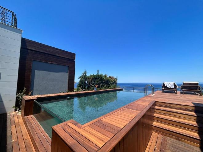 Вилла 5+1 с видом на море в Бодрум