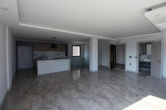 Квартира 3+1 с видом на море в Бодрум