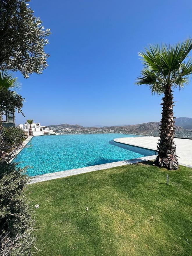 Квартира 3+1 с видом на море в Бодрум