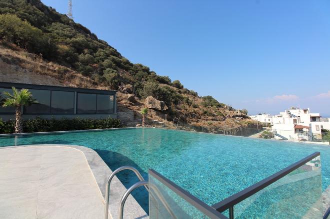 Квартира 3+1 с видом на море в Бодрум