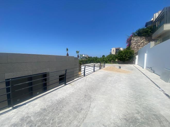 Вилла 4+1 с видом на море в Бодрум