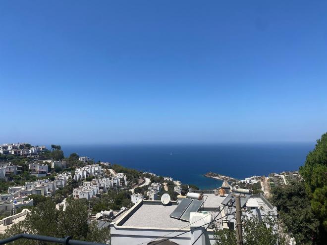 Вилла 4+1 с видом на море в Бодрум