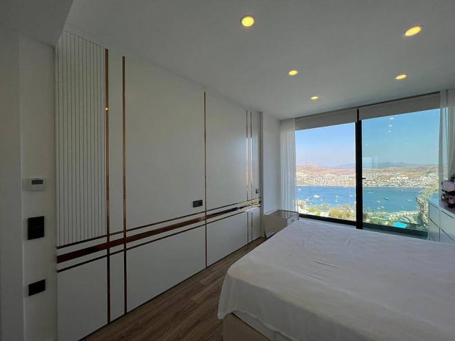 Вилла 3+1 с видом на море в Бодрум