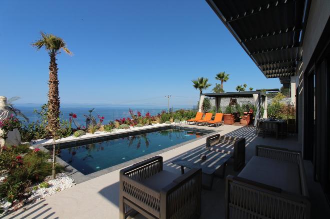 Вилла 4+1 с видом на море в Бодрум