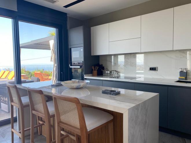 Вилла 5+2 с видом на море в Бодрум