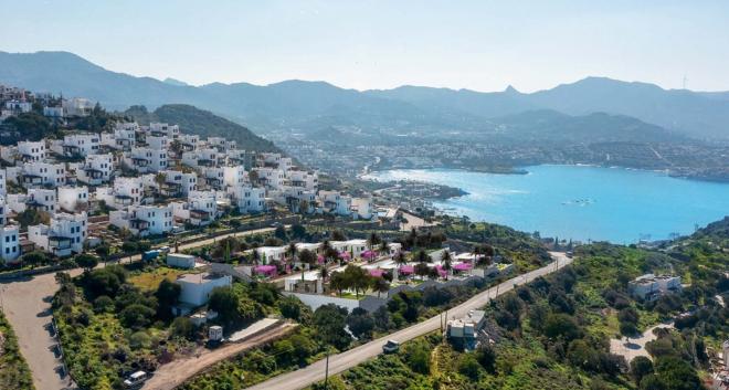 Вилла 5+2 с видом на море в Бодрум